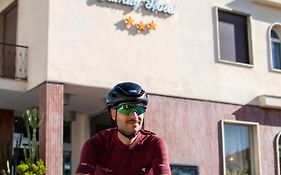 Hotel Raffy